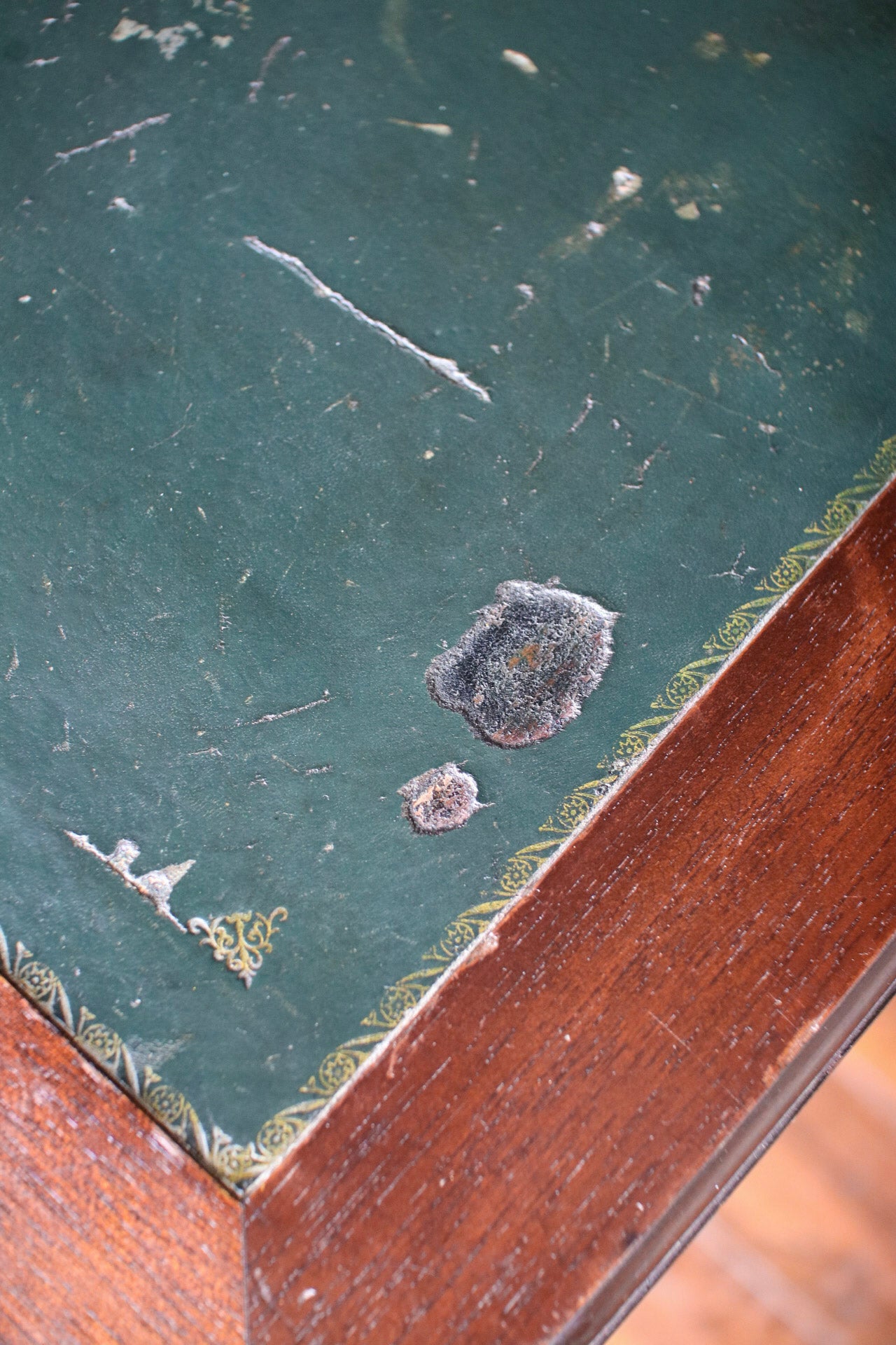 French Louis XVI Leather Top Desk