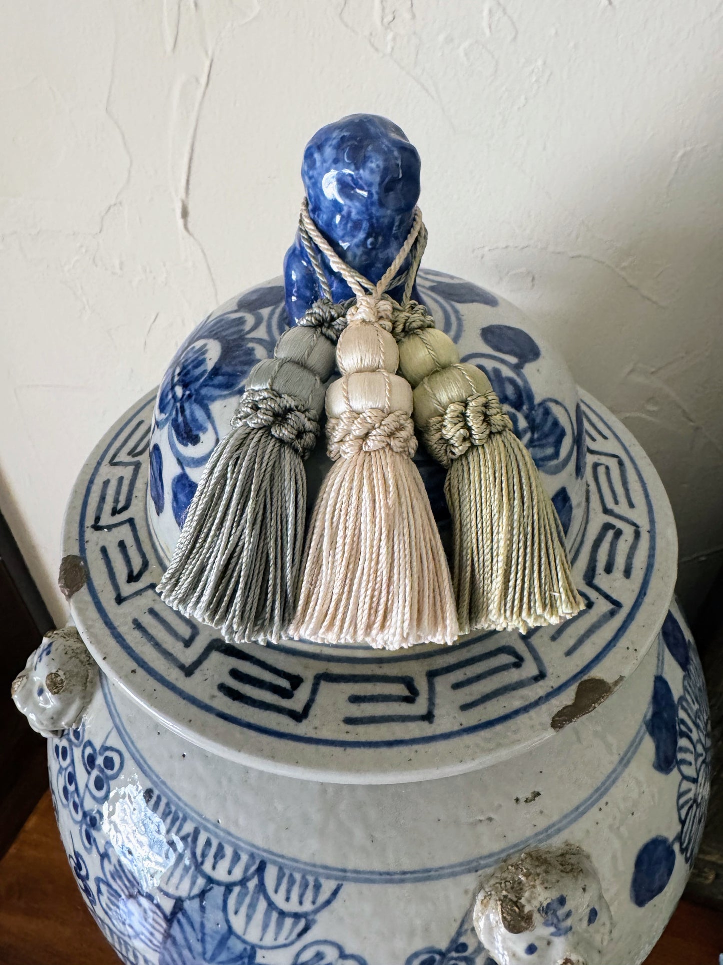 Giverny Tassel (In Bleu, Vert, & Blanc)