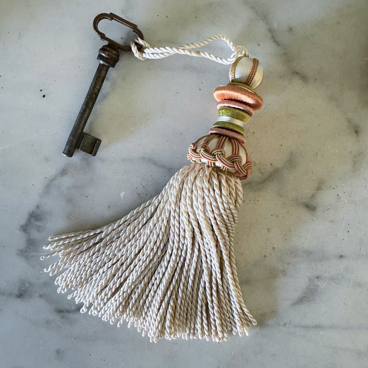 Gordes Tassel in Blanc et Vert