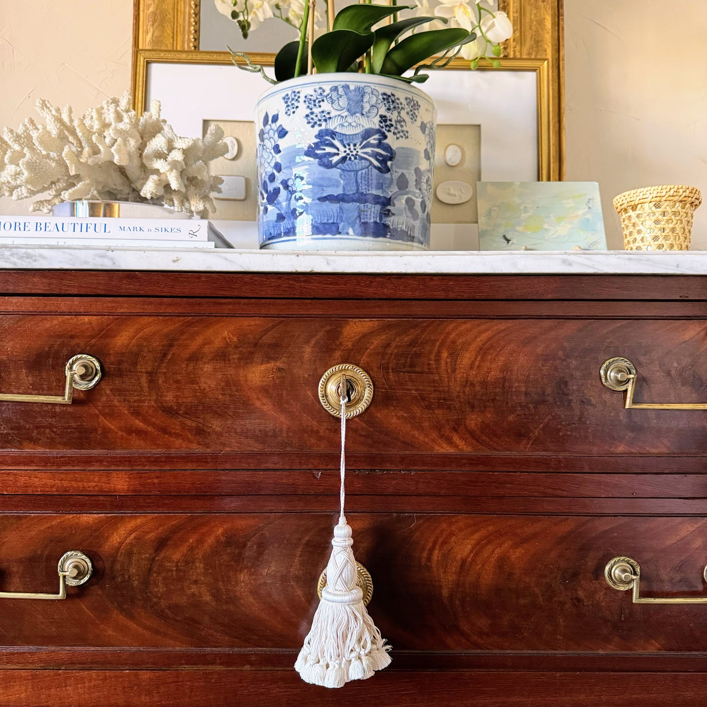 Lille Tassel in Blanc
