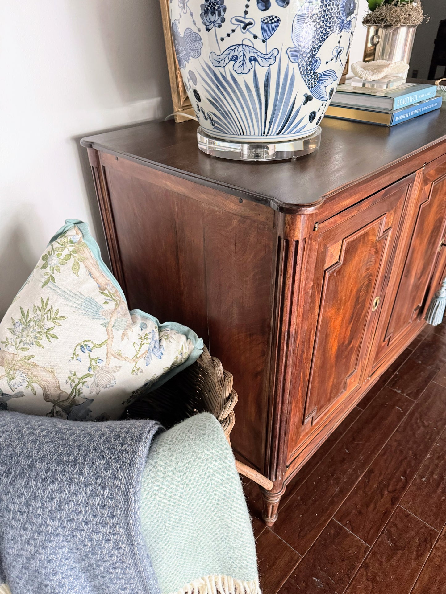 Antique French Louis XVI Buffet