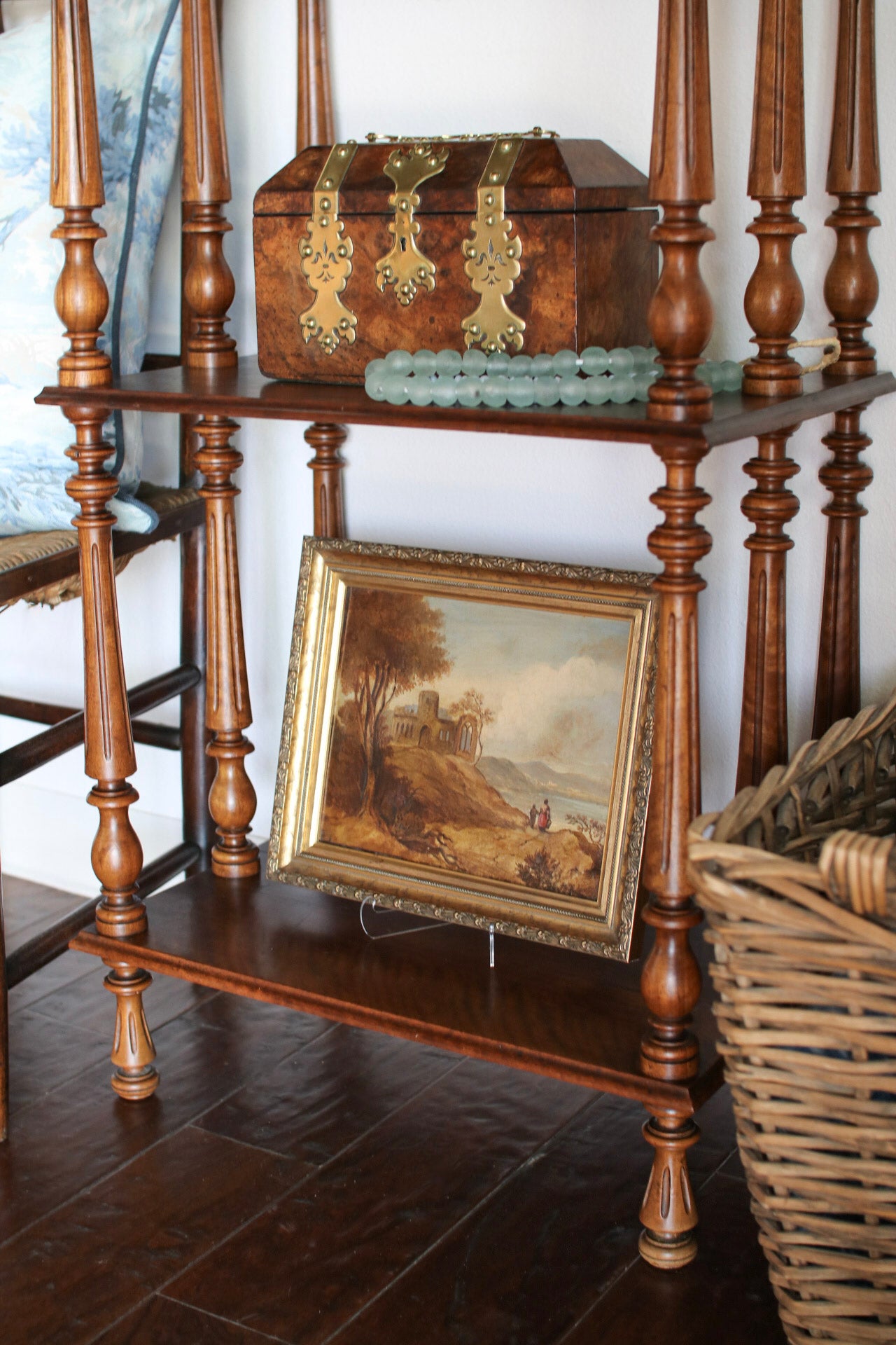 Italian Etagere