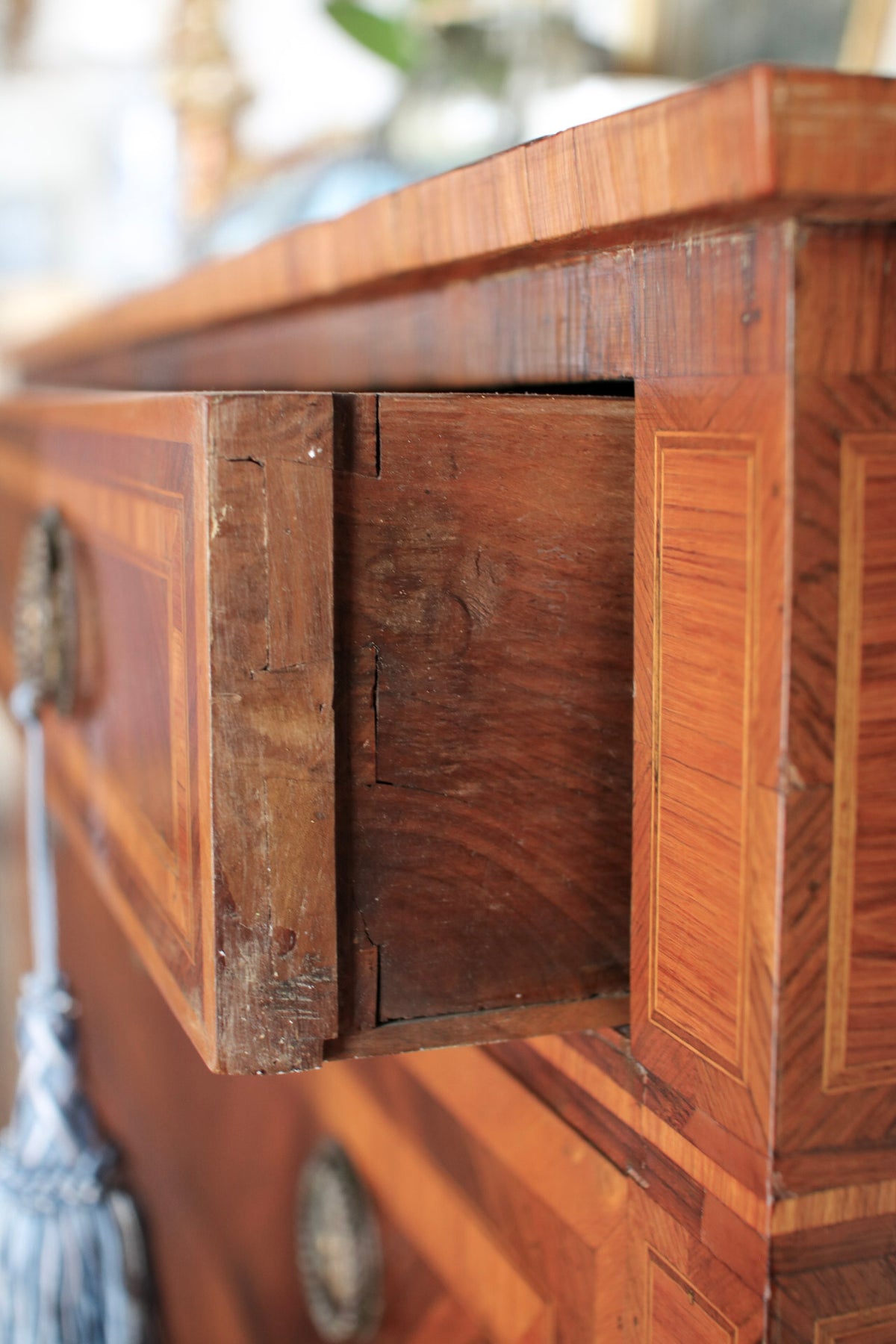 Italian Commode
