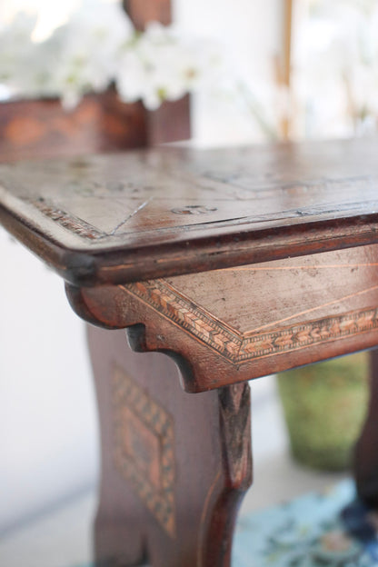 Butterfly Stool