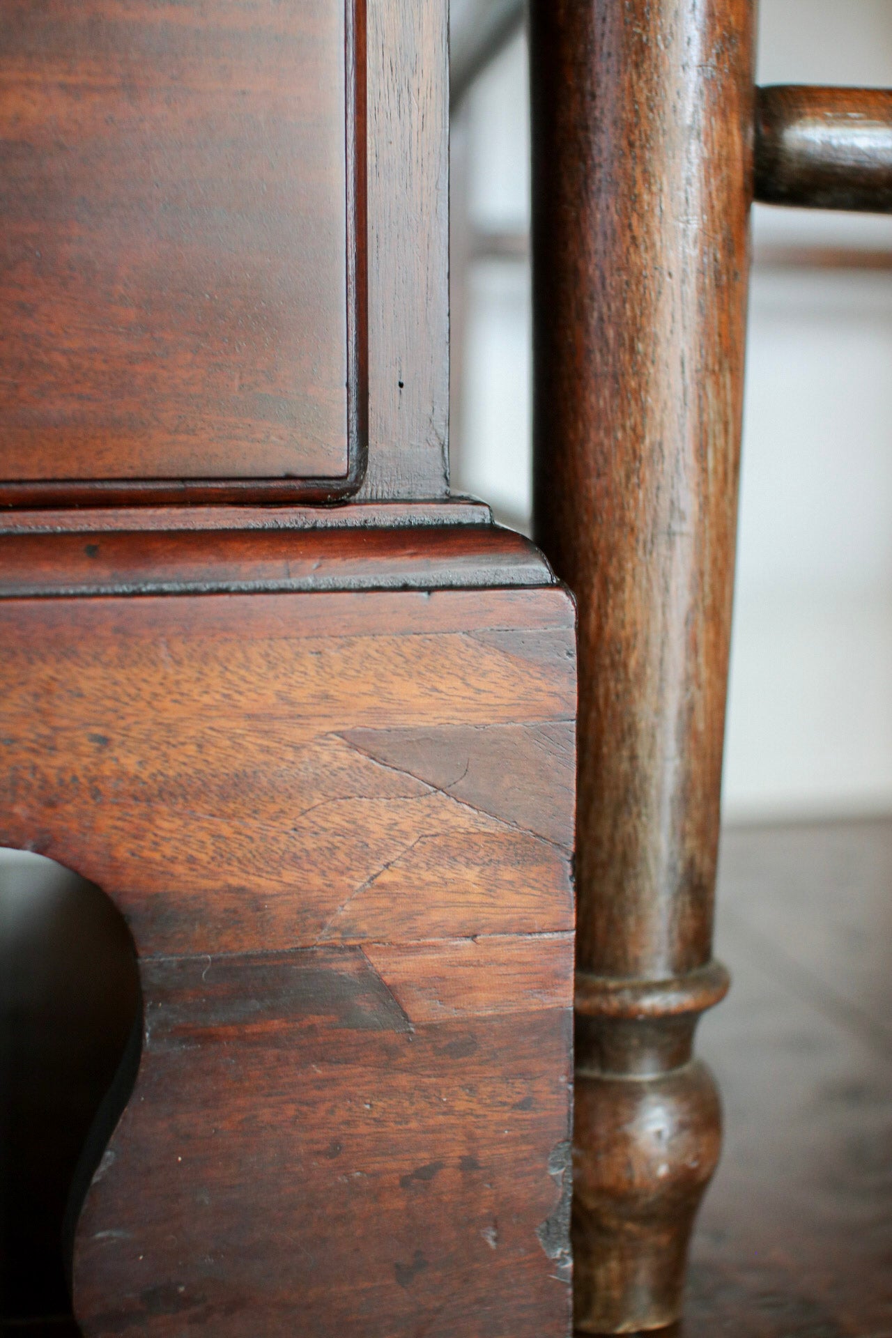 English Mahogany George III Chest