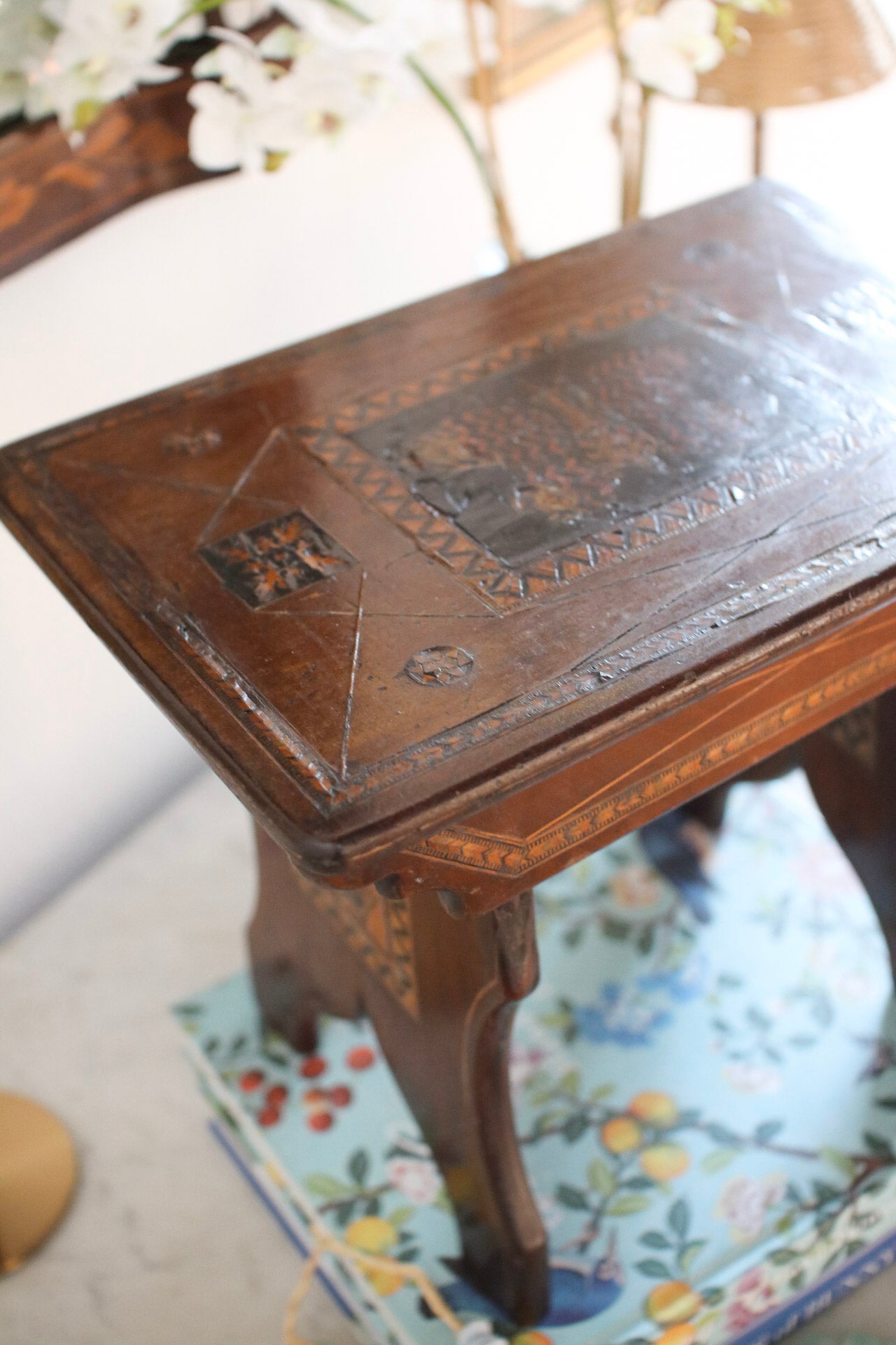 Butterfly Stool