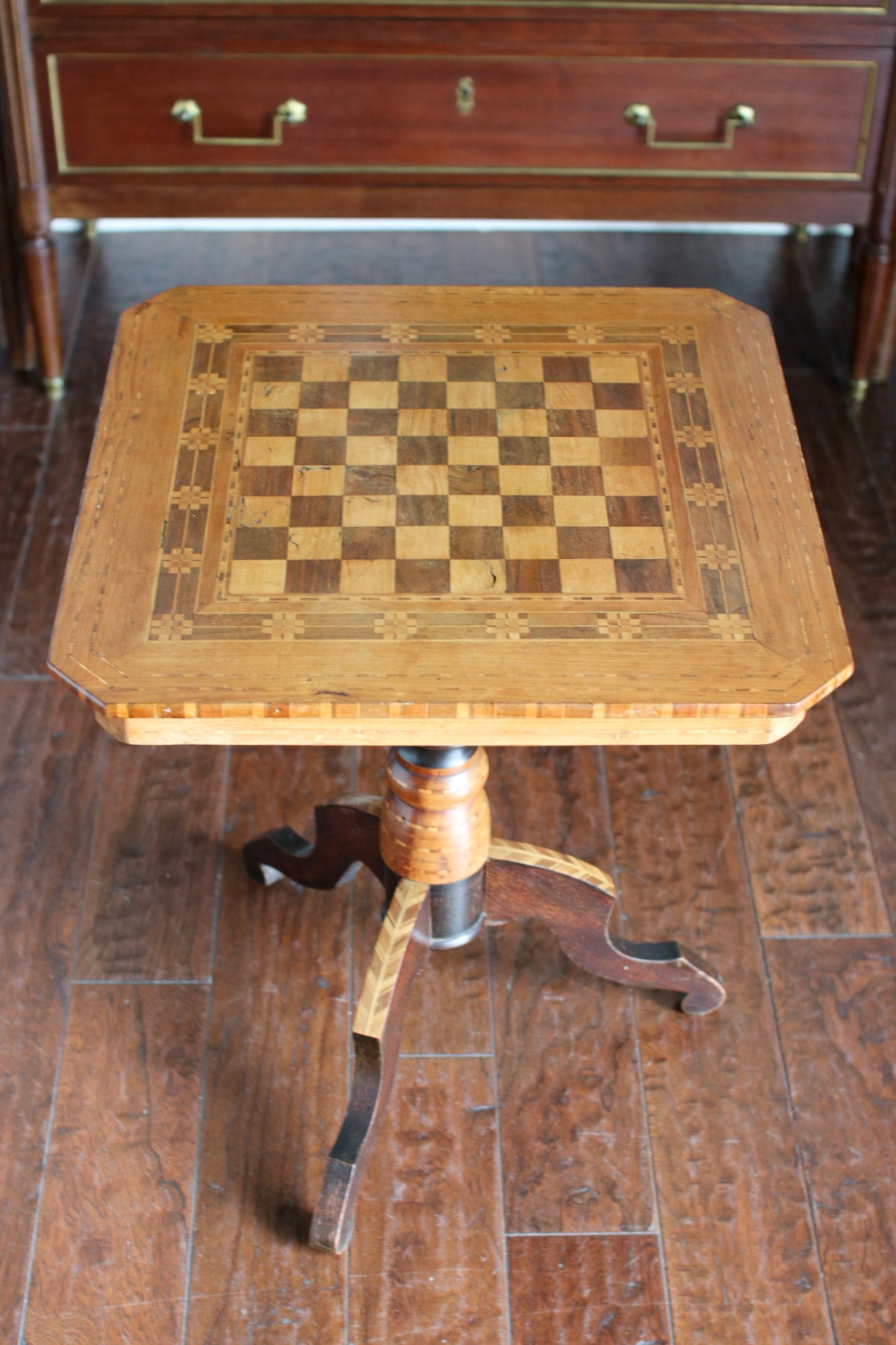 Italian Chess Inlay Table