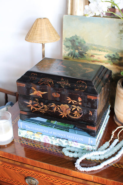 Late 19th Century Chinoiserie Box