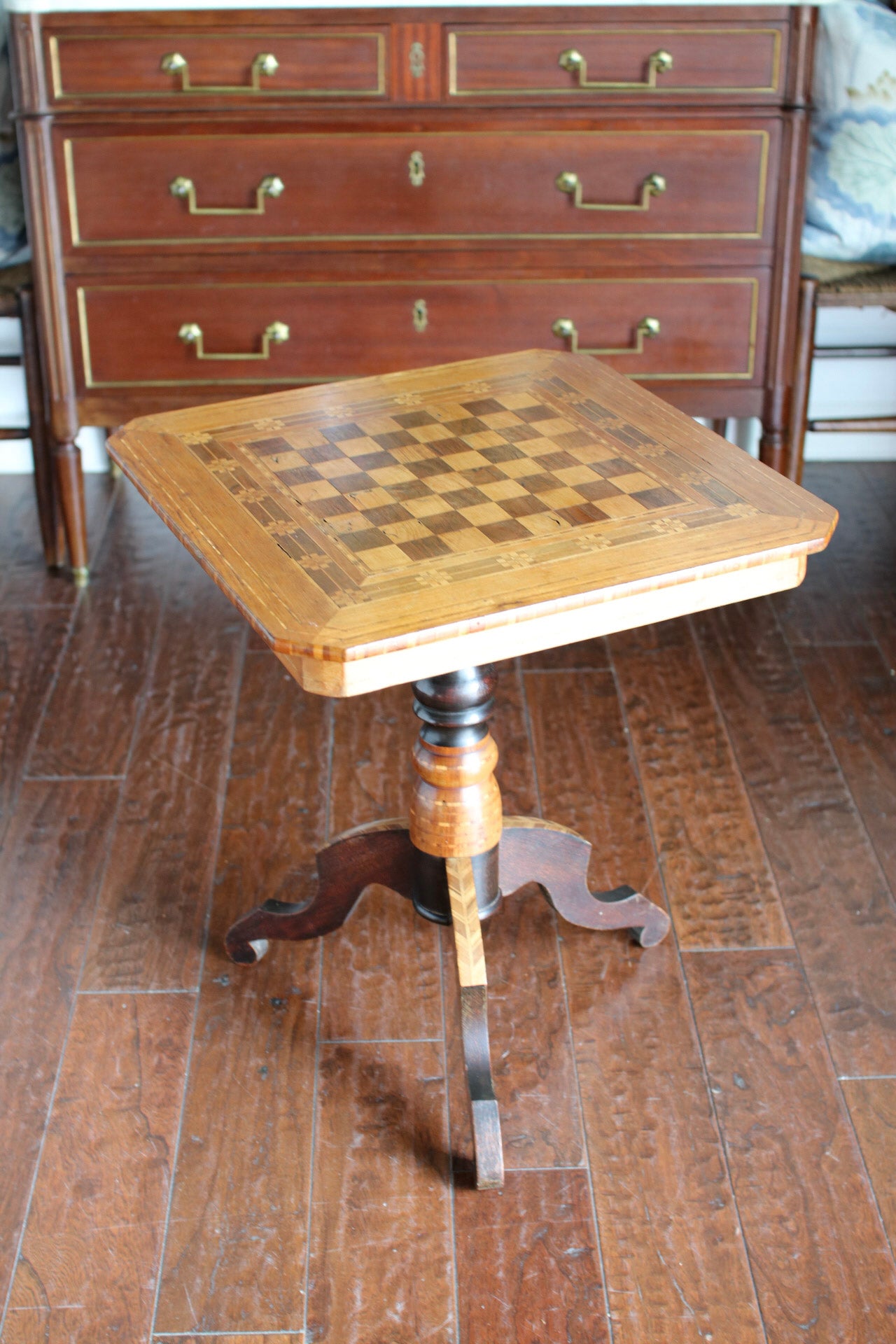 Italian Chess Inlay Table