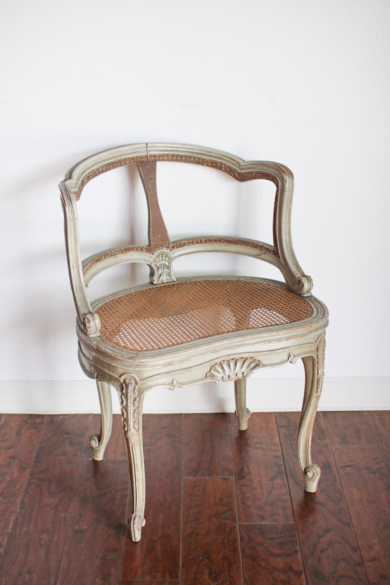 Louis XVI Style Coquelle