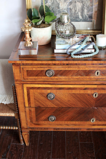 Italian Commode