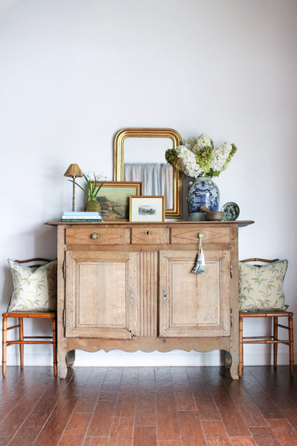 Bleached Belgian Buffet