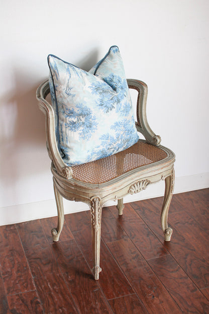 Louis XVI Style Coquelle