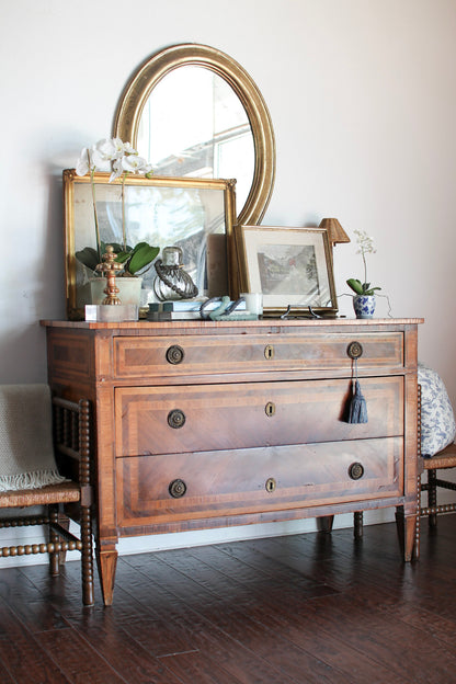 Italian Commode