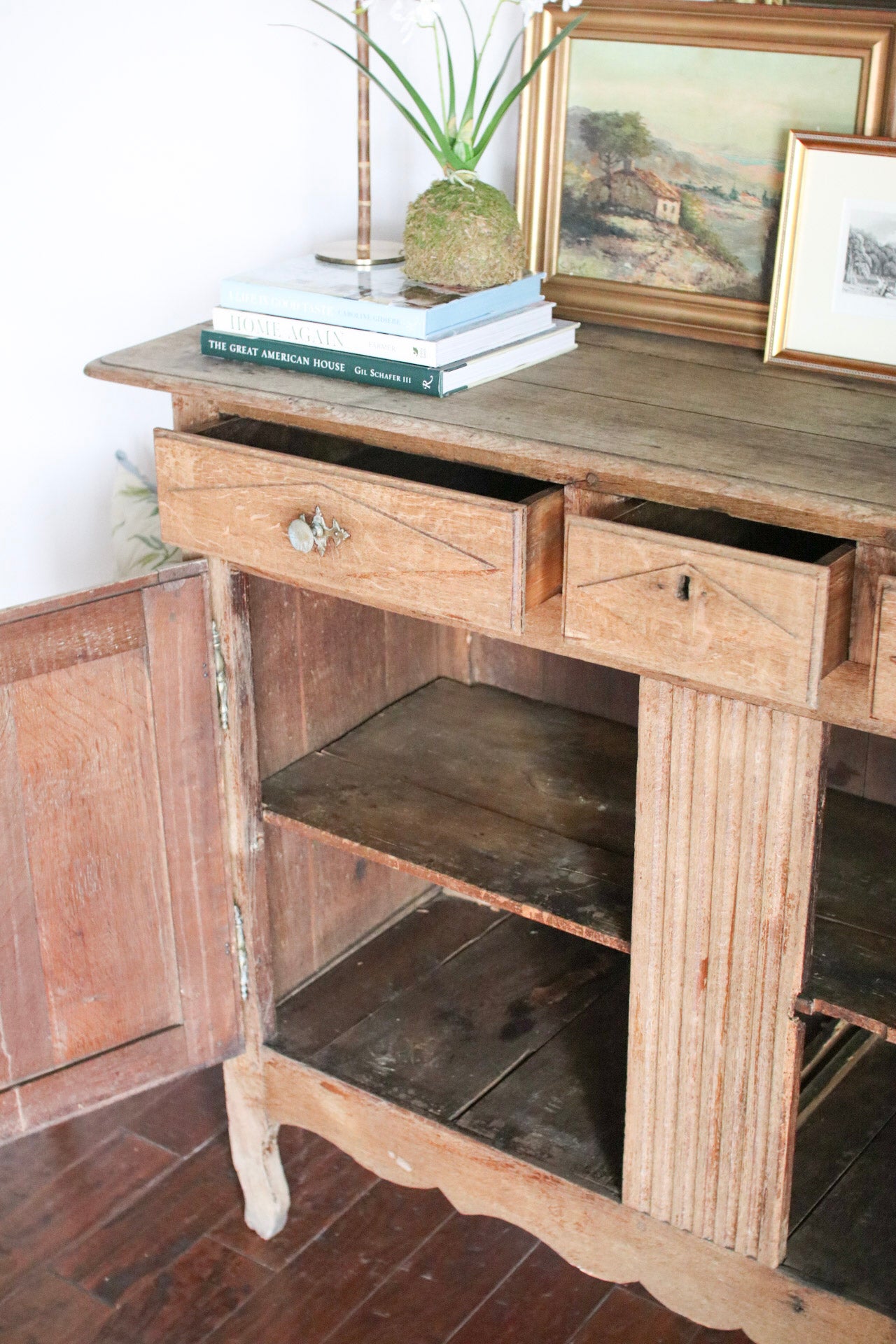 Bleached Belgian Buffet