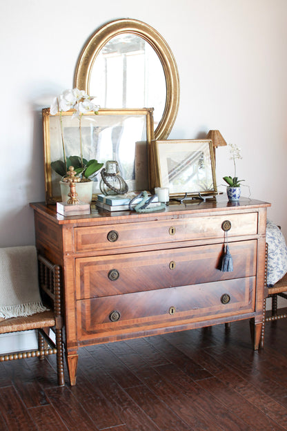 Italian Commode
