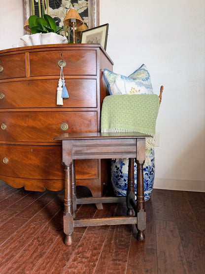 English Joint Oak Stool With Lift-Top