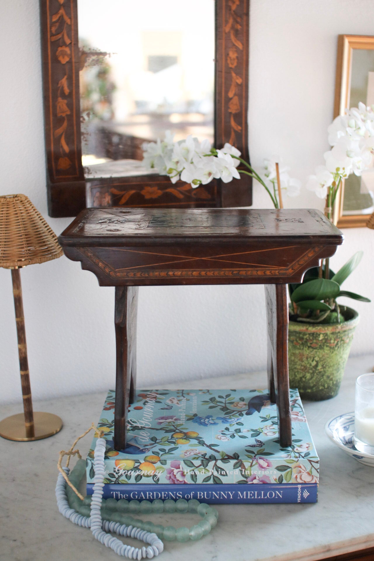 Butterfly Stool