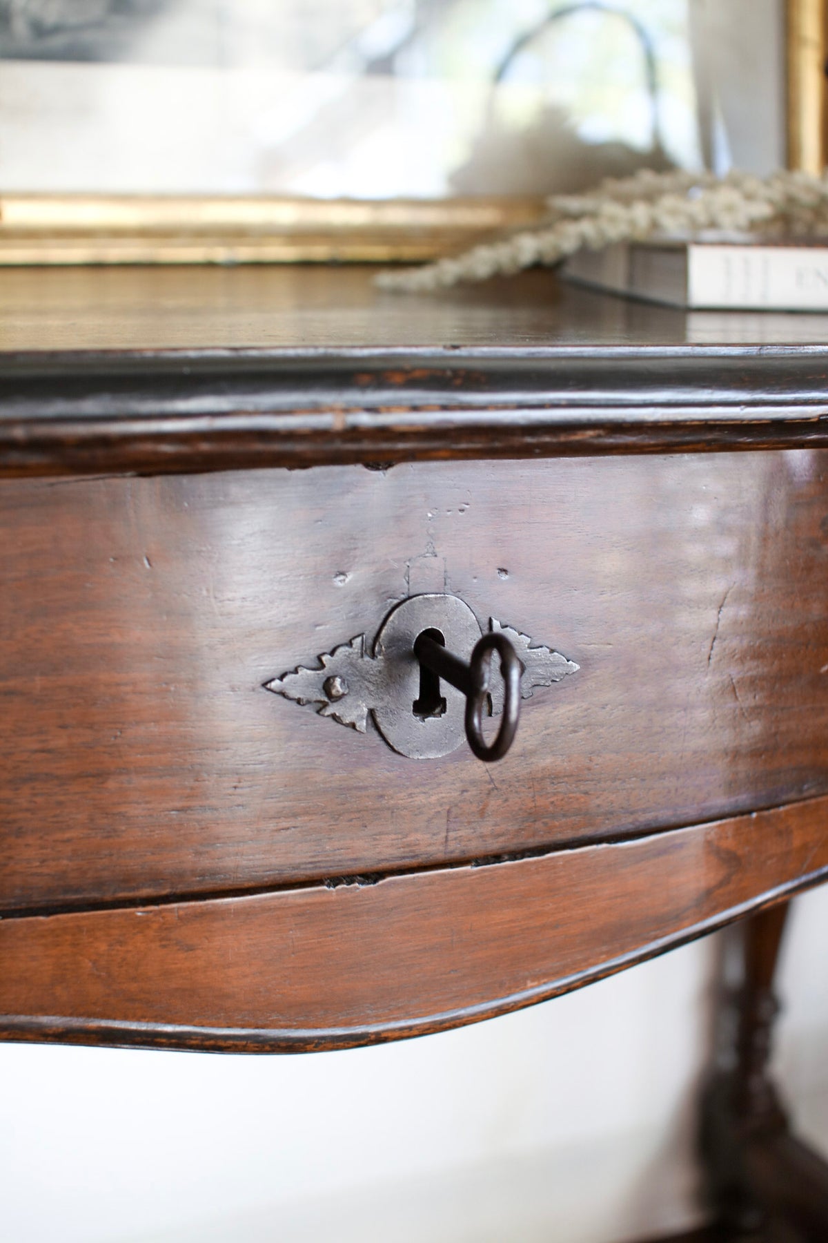 Piedmontese Writing Desk: 16th Century, Torino