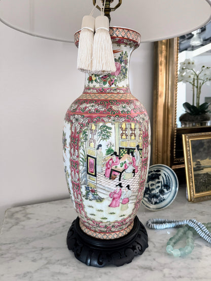 Chinoiserie Famille Rose Porcelain Vase Lamp