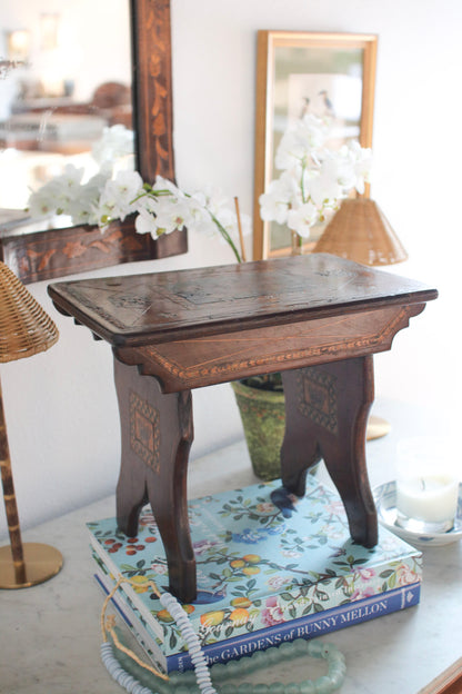 Butterfly Stool