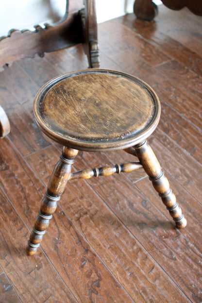 Italian Bobbin Stool