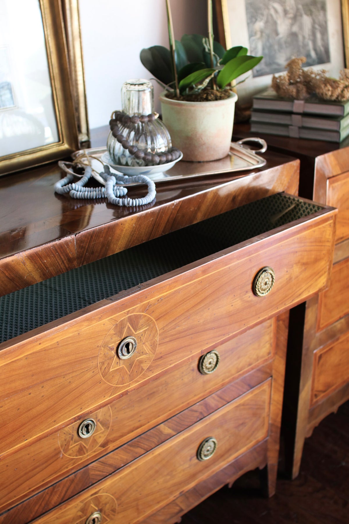 Pair of Italian Commodes