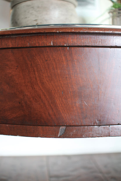 English Etagere