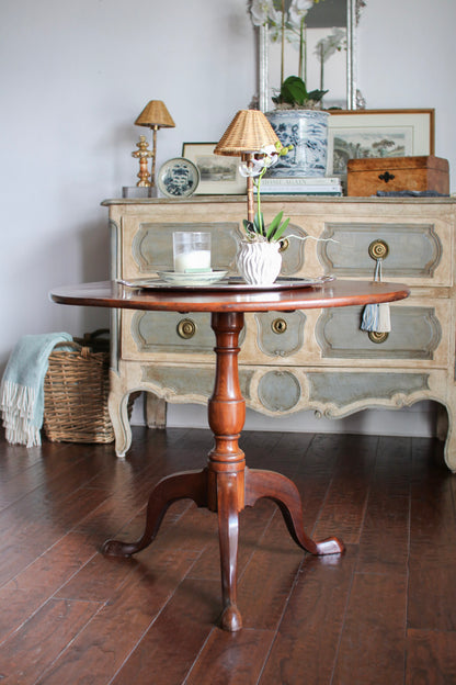 English Georgian Tilt Top Table