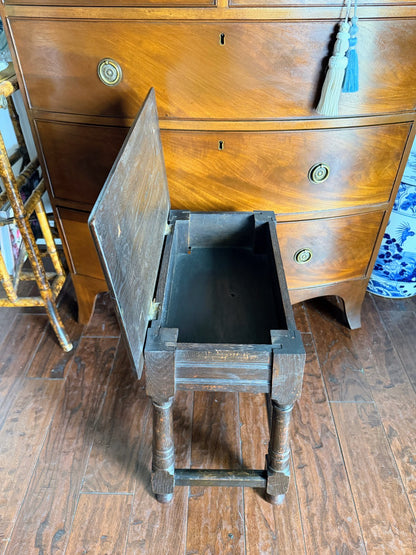 English Joint Oak Stool With Lift-Top