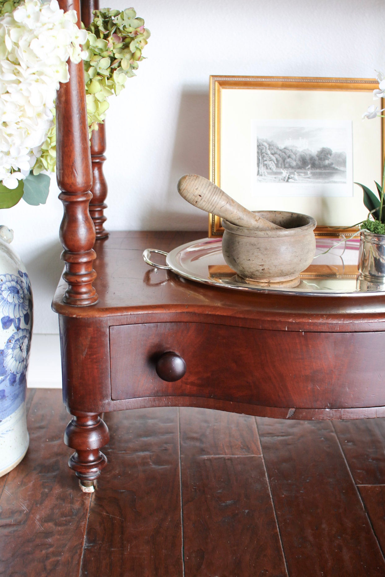 English Etagere