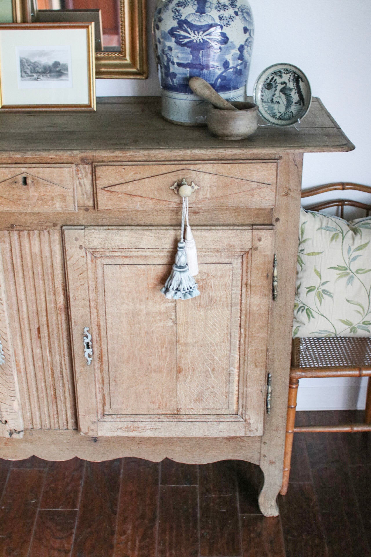 Bleached Belgian Buffet