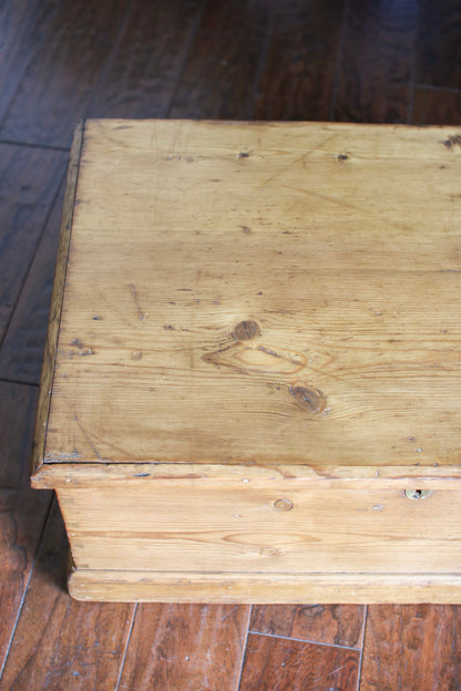 English Pine Blanket Box