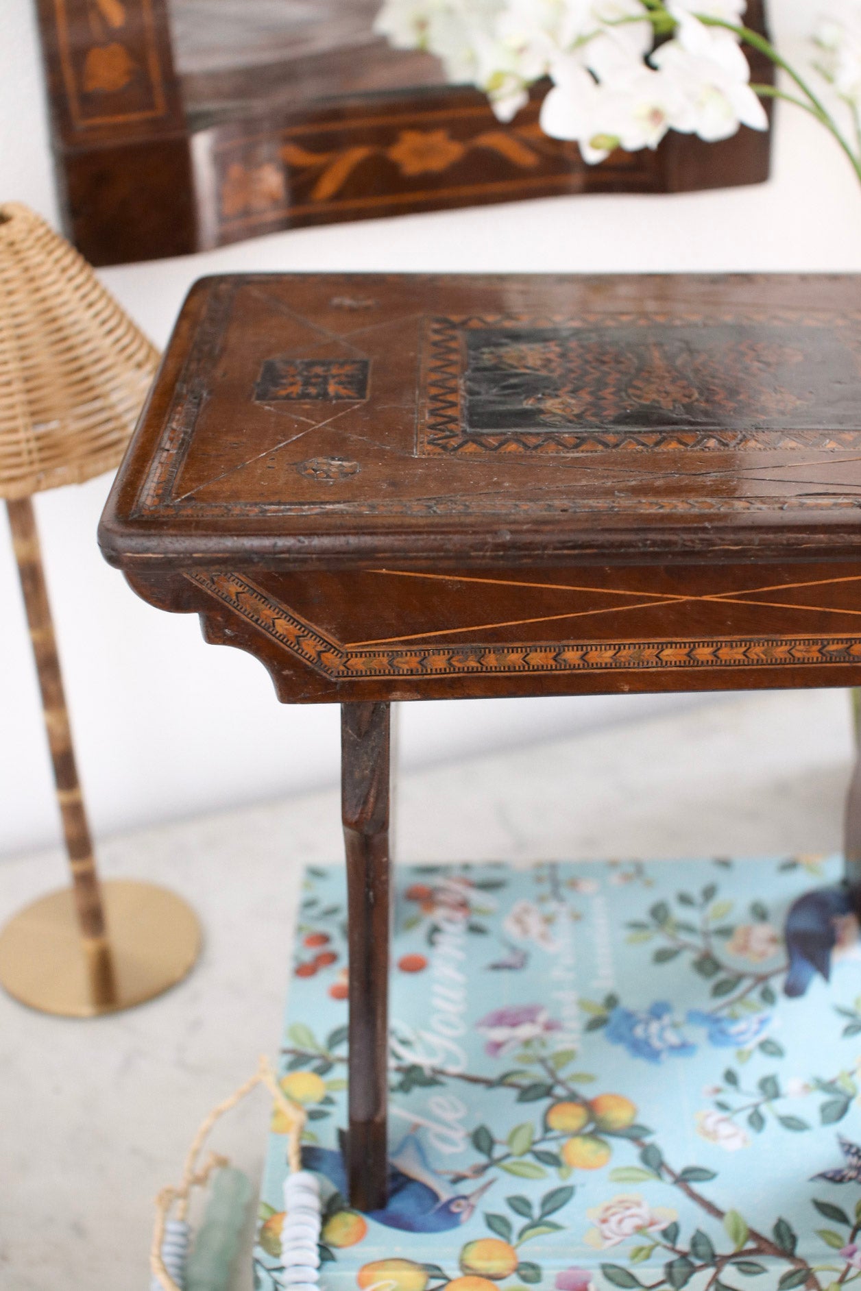 Butterfly Stool