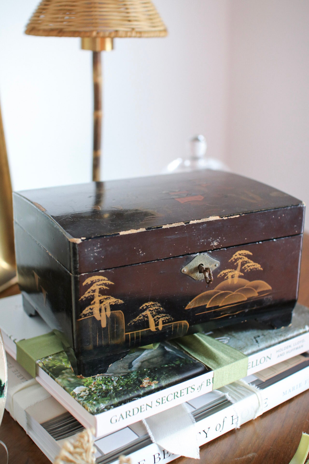 Chinoiserie Lacquered Box