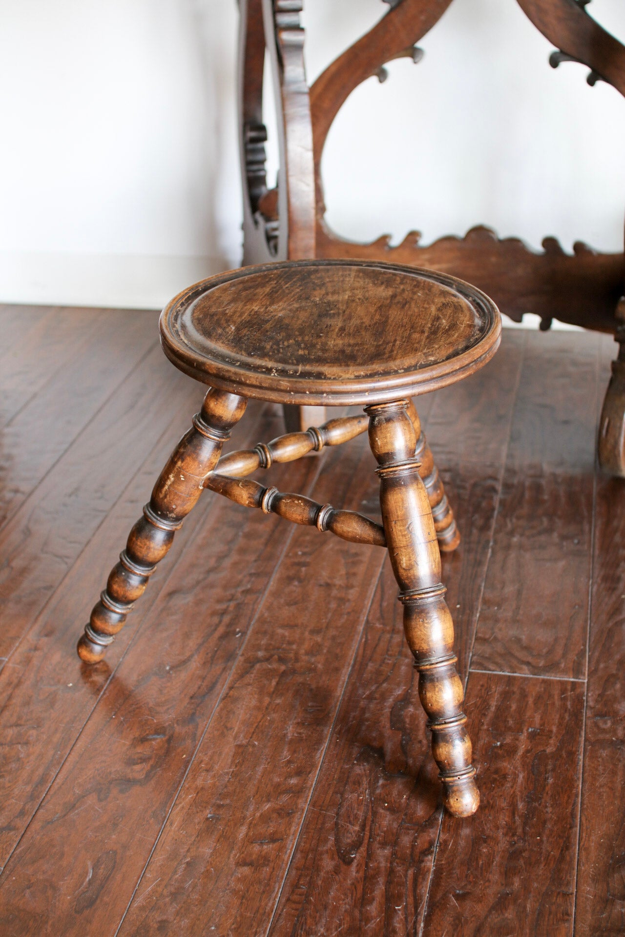 Italian Bobbin Stool