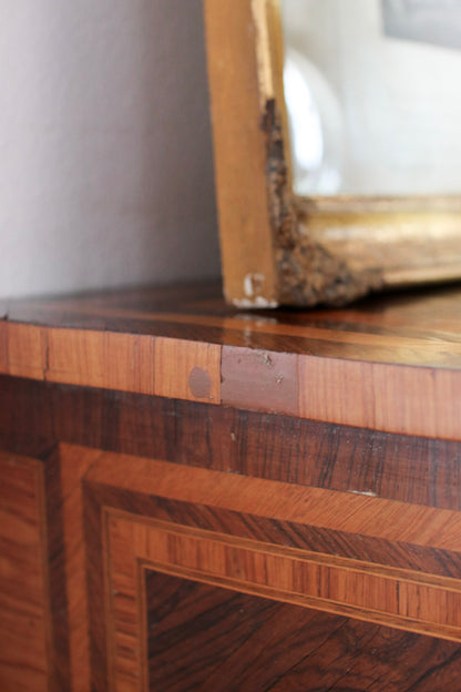 Italian Commode