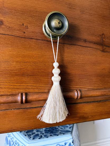 Aix-en-Provence Tassel (In Bleu, Blanc, & Vert)