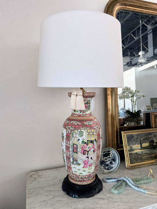 Chinoiserie Famille Rose Porcelain Vase Lamp