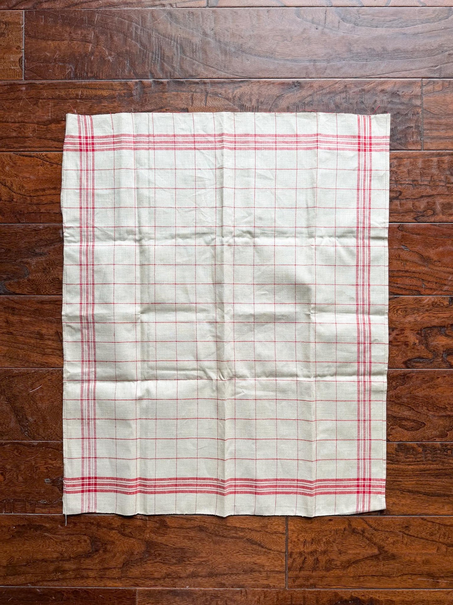 French Torchon (Hand Towel)