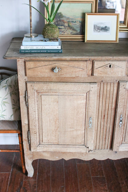 Bleached Belgian Buffet