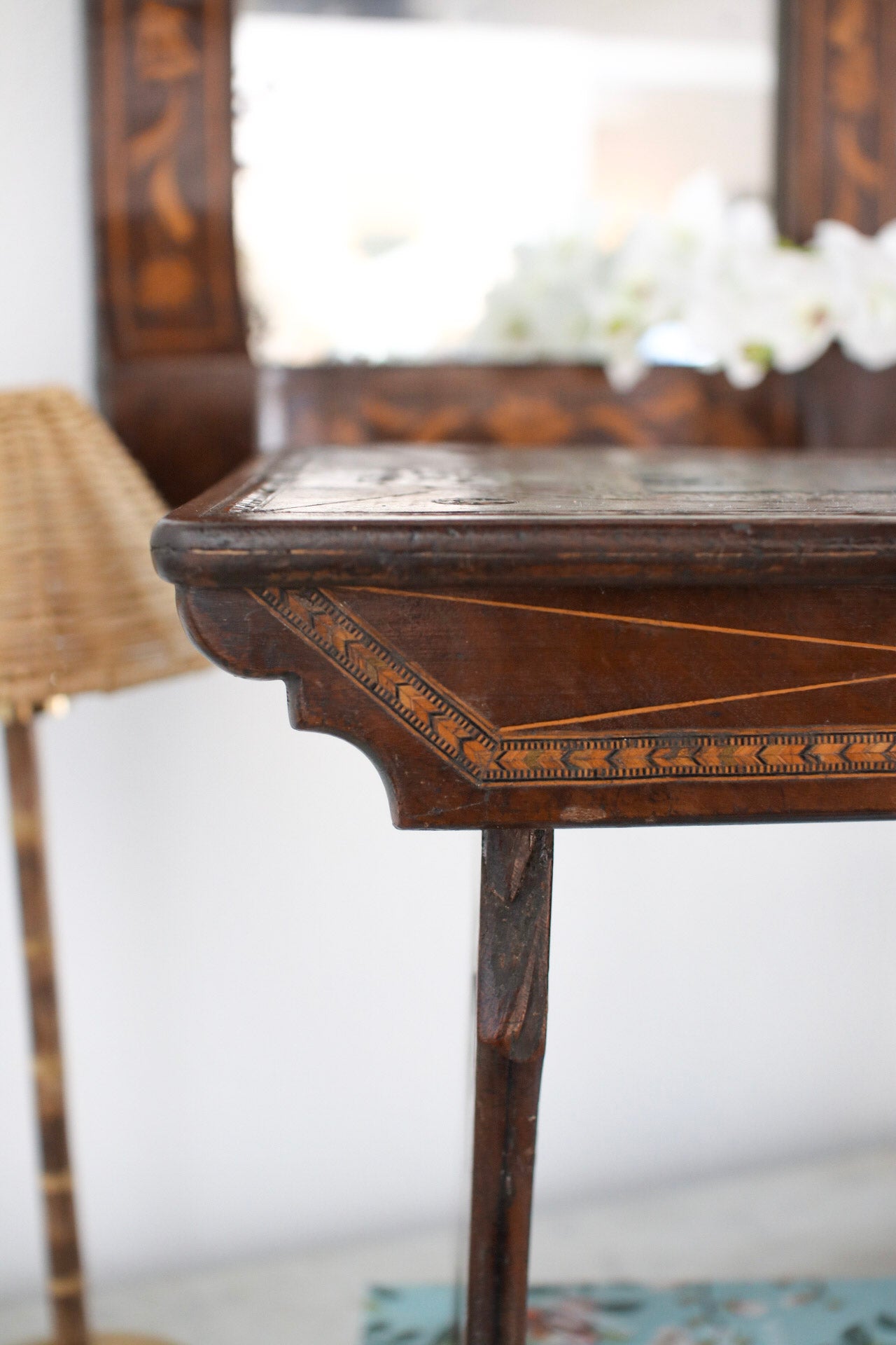 Butterfly Stool