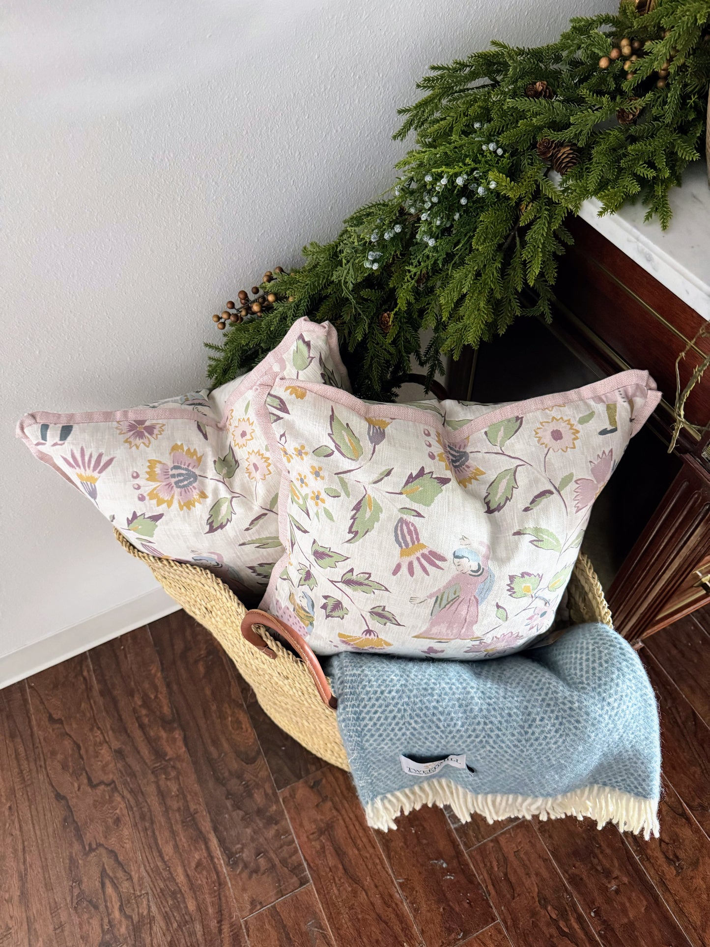 Custom Pillow: 18x18 Pink Chinoiserie