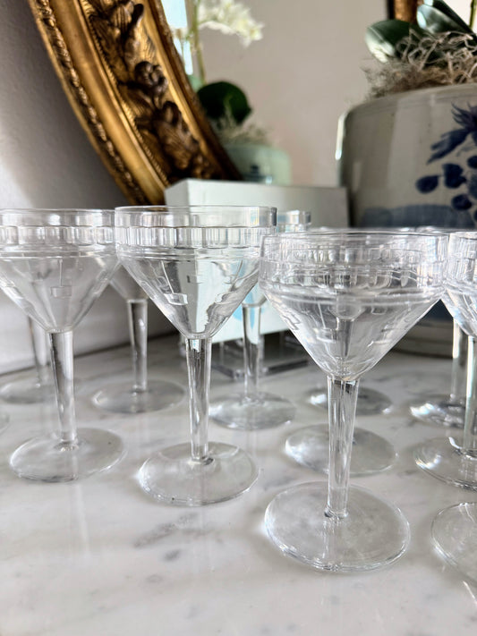 Set of 12 French Art Deco Apéritif Glasses