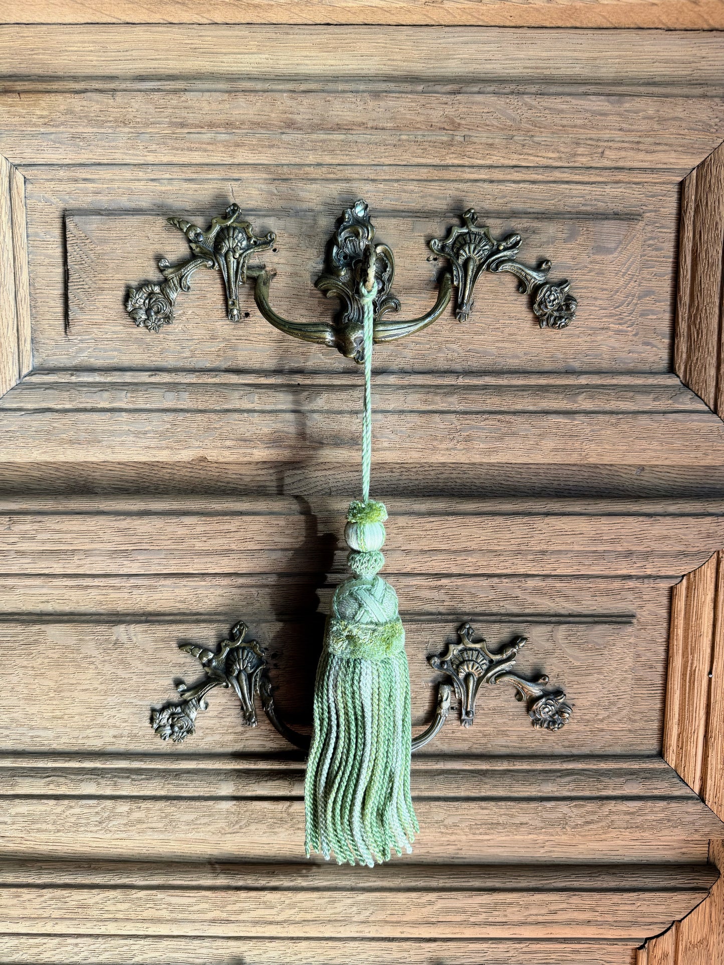 Tassel: Paris in Vert