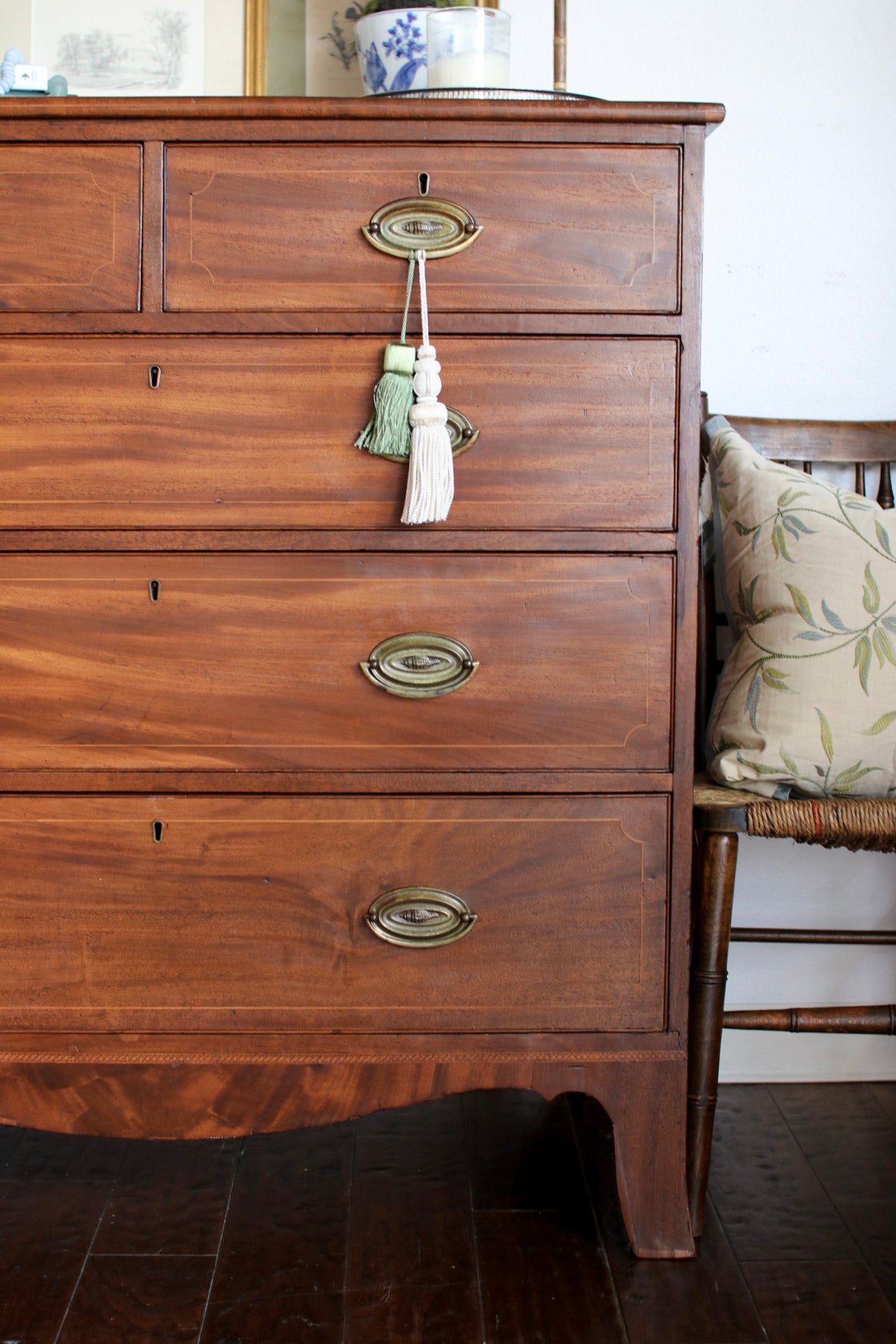 Georgian Chest with String Inlay