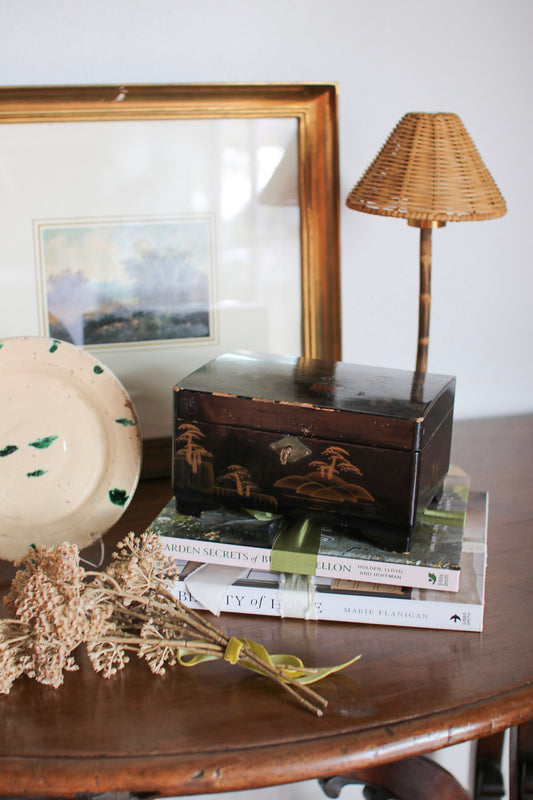 Chinoiserie Lacquered Box