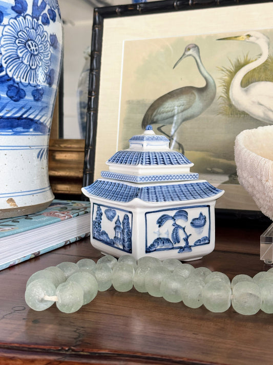 Pagoda Candle