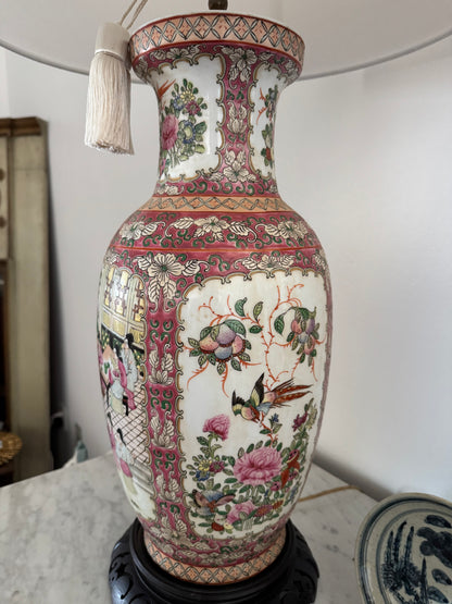 Chinoiserie Famille Rose Porcelain Vase Lamp