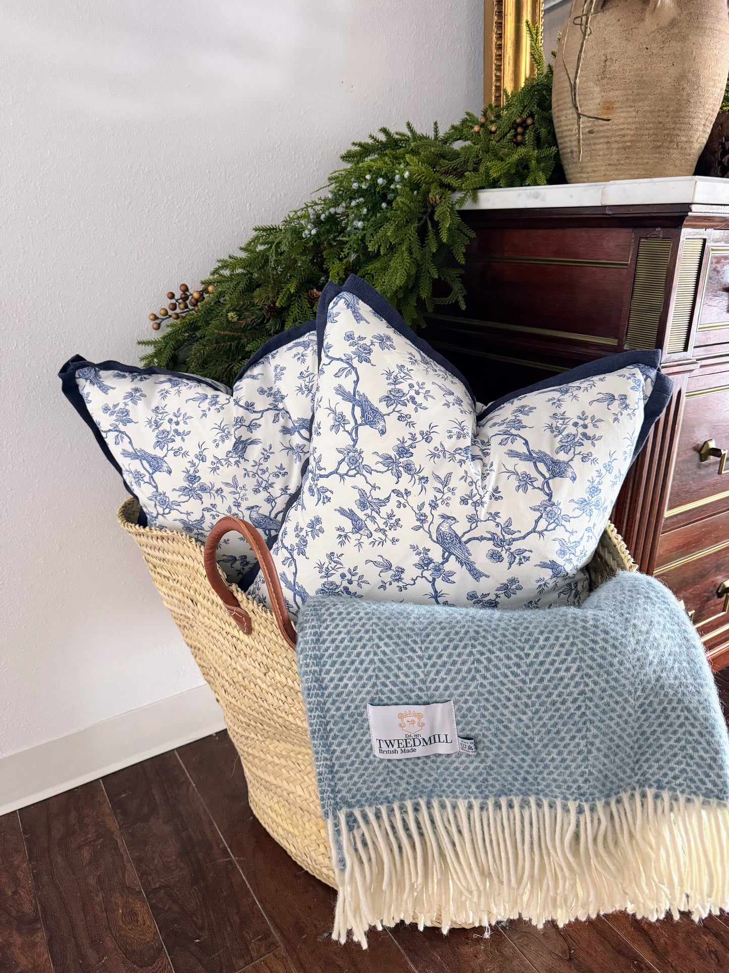 Custom Pillow: 18x18 Made in the UK Toile Birds